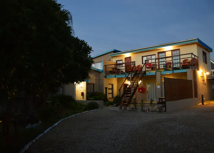 Fisherhaven Travellers Lodge