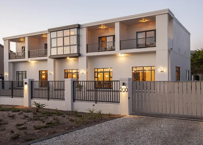 Glow Boutique Suites & Guesthouse